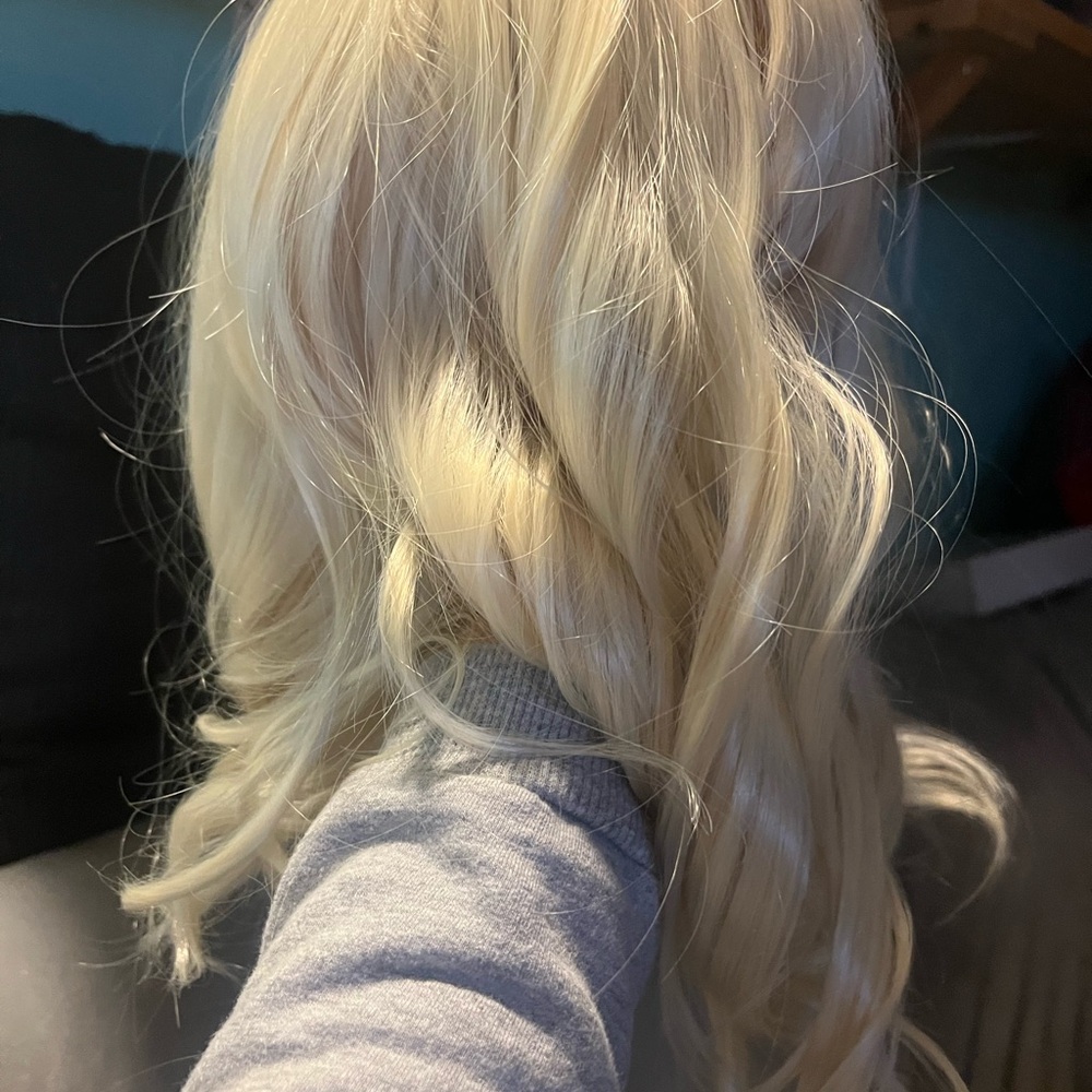 Blonde Wavy Hair Wig